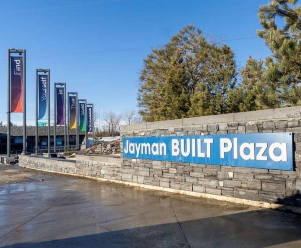 7 Jayman BUILT Plaza